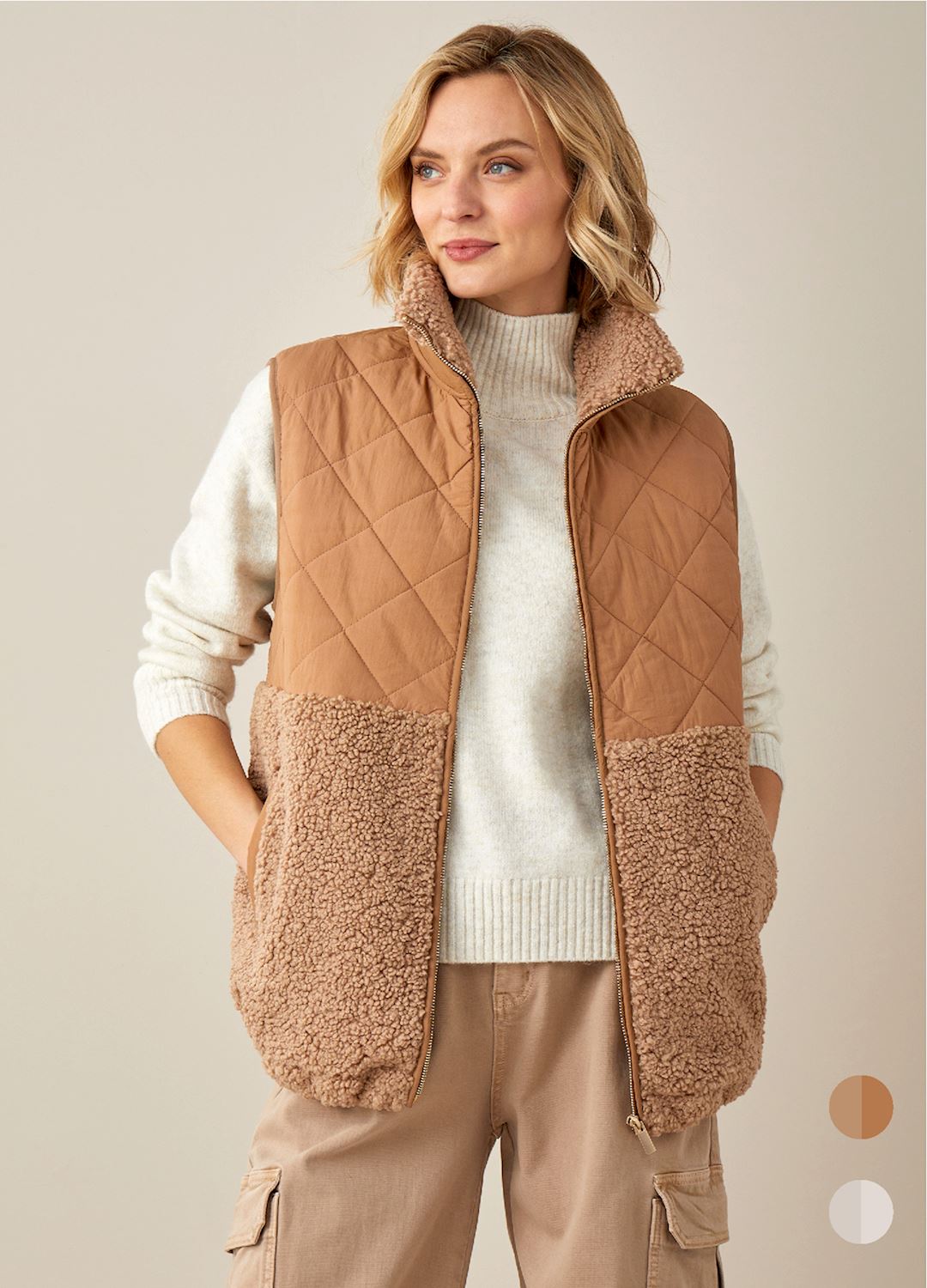 Alpine Vest-Camel